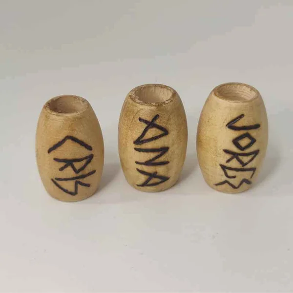 Abalorio Nombre nórdico Pirograbado en Madera