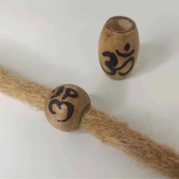 Abalorio Om Pirograbado en Madera