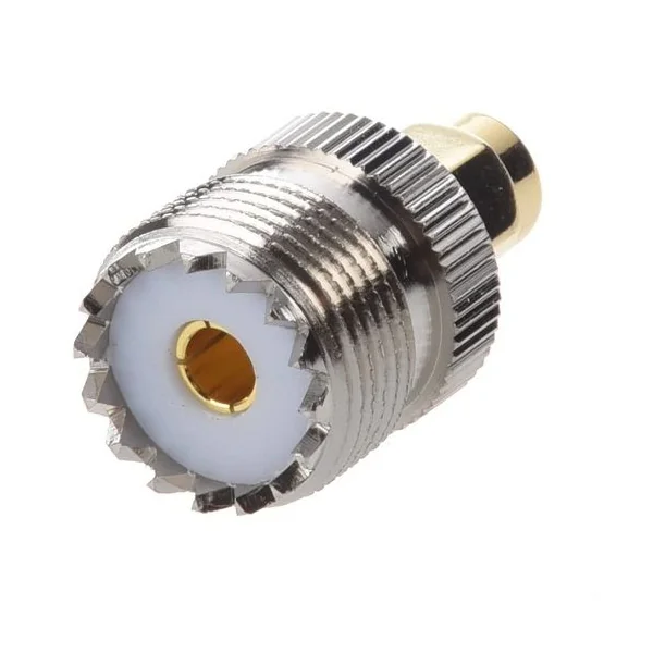 Adaptador tipo UHF SO-239 hembra - SMA macho Gris