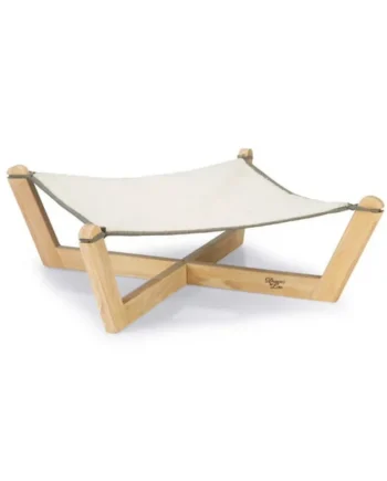 Alerta de tendencia en el Reino Unido: Designed By Lotte Gaia Hamaca De Madera Gris Para Gatos - Donde la comodidad se encuentra con la moda en Productos Para Gatos.