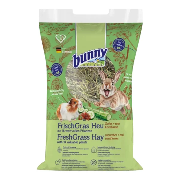 Bunny Heno Freshgrass con Pepino y Aciano Rojo 500g | Heno Natural Aromatizado para Conejos y Cobayas