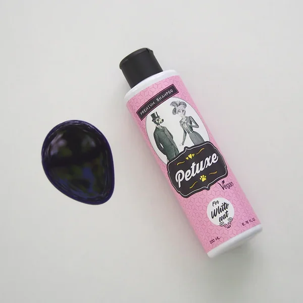 Champú para perros y gatos de pelo blanco Petuxe