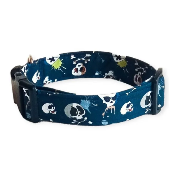 Collar de Perro de Nylon Click Calaveras Azules