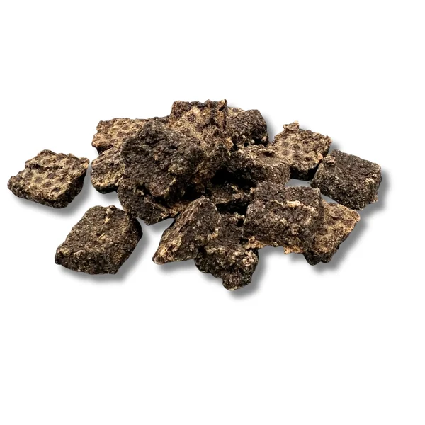 Cubos de ternera con orégano, tomillo y albahaca