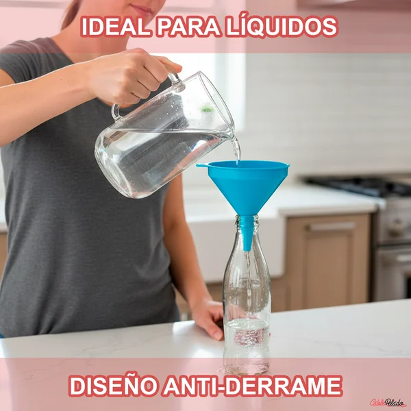 Embudo de plastico 12 cm Azul