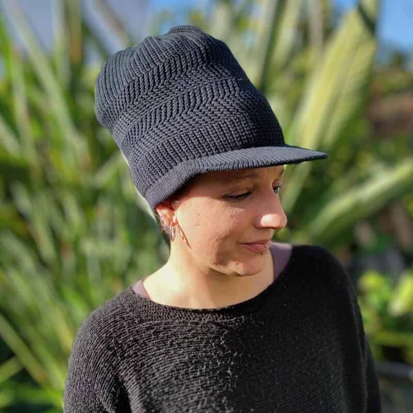 Gorro Rasta Cuadrado Negro con Visera