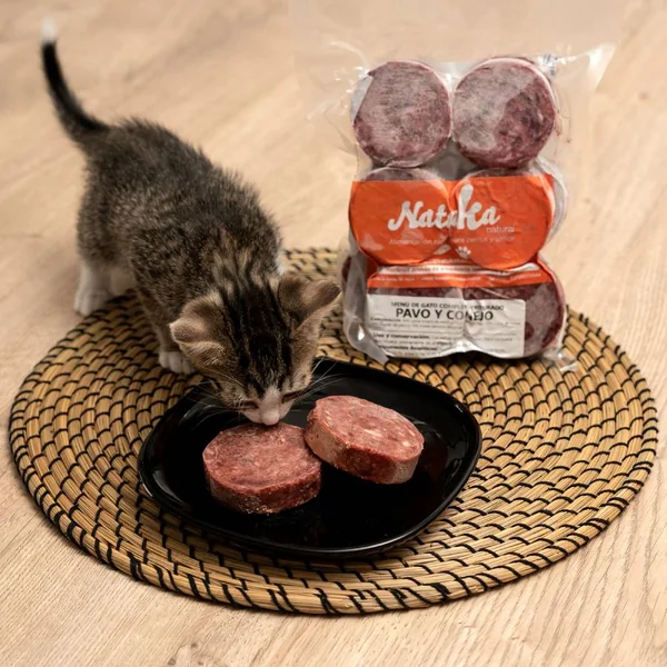 Natuka BARF Gatos Menú Pavo y Conejo 900g