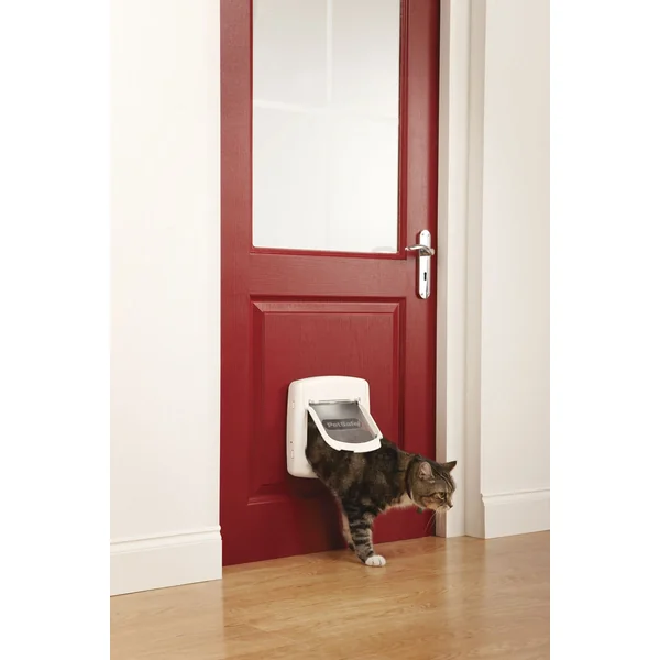 Oferta exclusiva en línea: hasta un 70% de descuento en PetSafe Gatera Magnetica N 400 Blanca en Productos Para Gatos en le Valencia España.