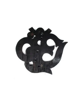 Om Tallado en Madera Negro