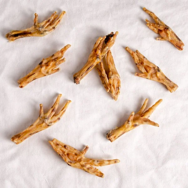 Patas de pollo naturales deshidratadas – snack para perros