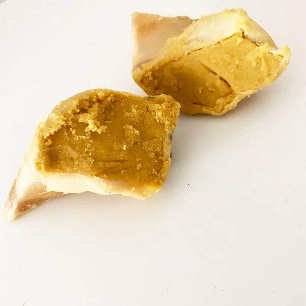 Pezuña bovina rellena de queso
