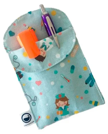 Salvabolsillos Enfermera con Doble Solapa | Varios Estampados