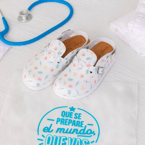 Zuecos de Enfermera para Mujer | Estampado Mr Wonderful